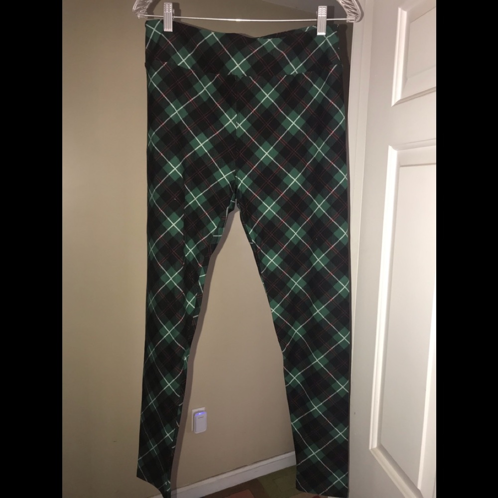 Lularoe Tall and Curvy Leggings